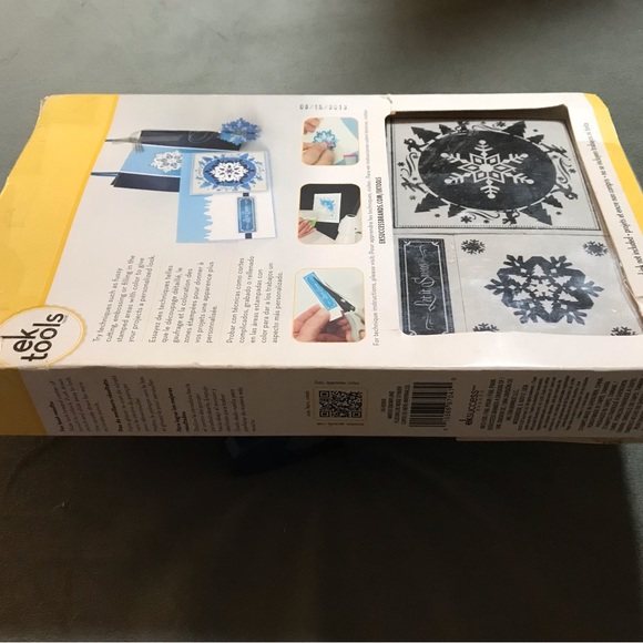 EK stamp and punch set - winter snowflake - Picture 5 of 7